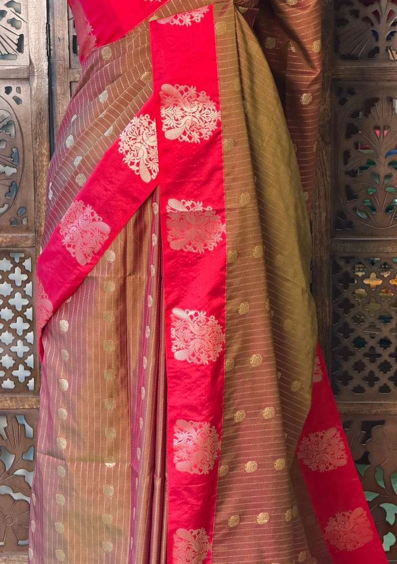 Olive Green And Red Pure Soft Silk Saree With Traditional Woven Design For Women - Indya