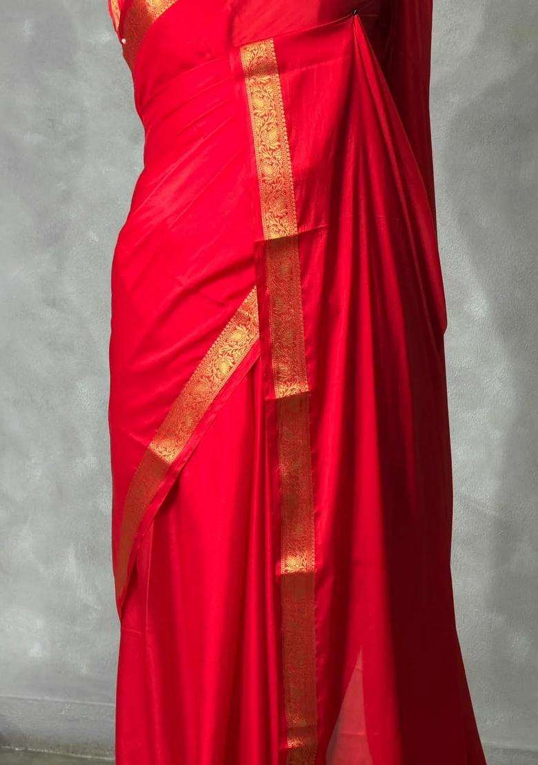 Red Semi Mysore Crepe Silk Saree With Traditional Woven Design For Women - Indya