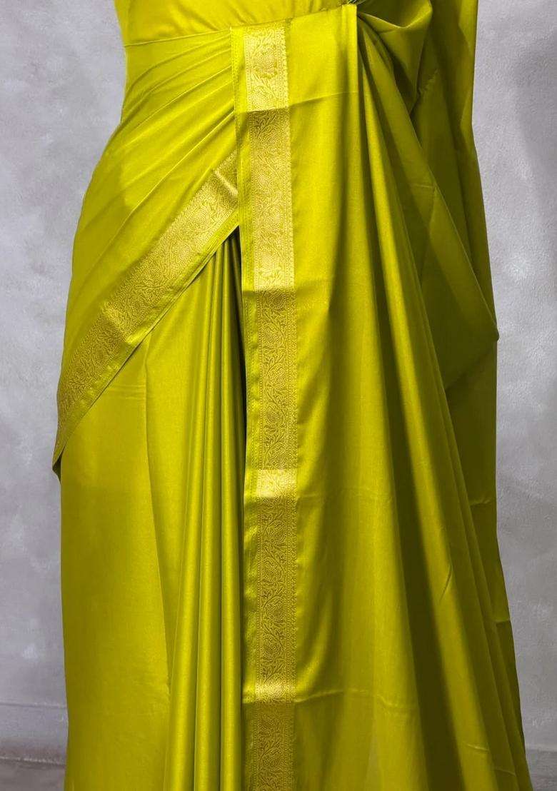 Parrot Green Semi Mysore Crepe Silk Saree With Traditional Woven Design For Women - Indya