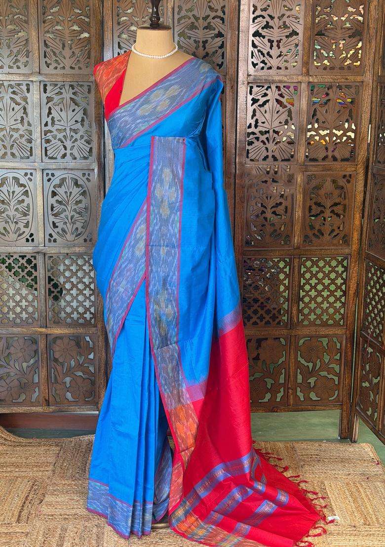 Blue And Rani Handloom Silk Cotton Saree With Traditional Woven Design For Women - Indya