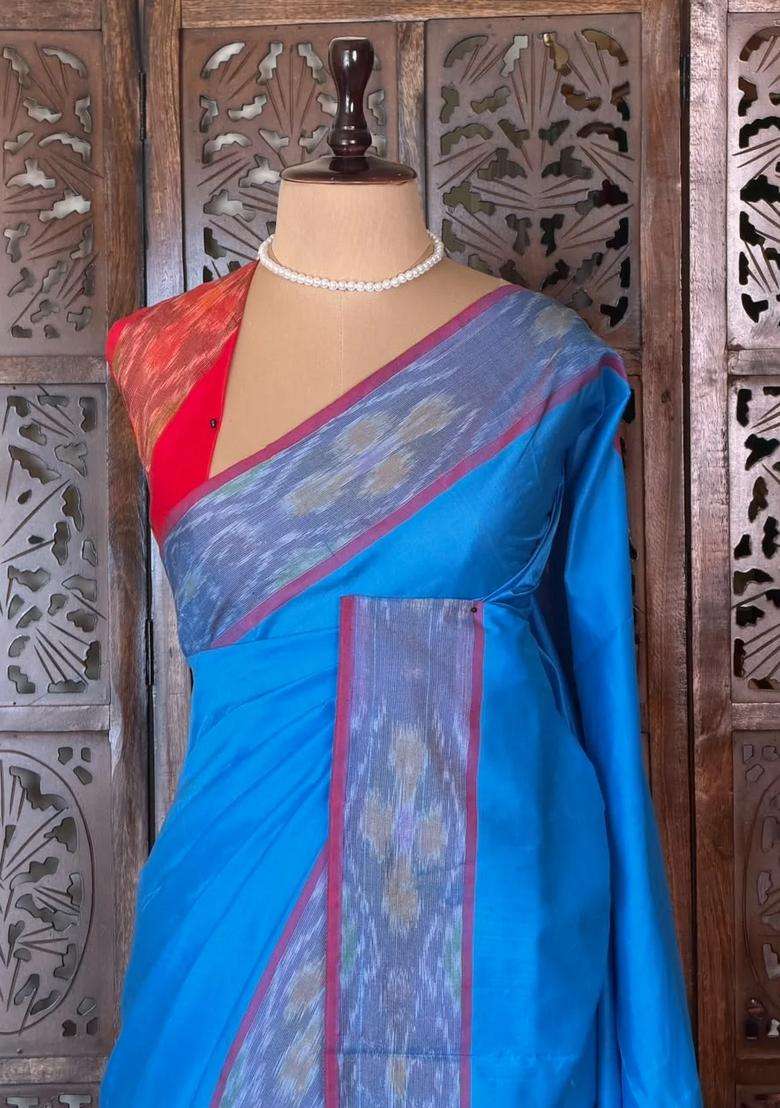 Blue And Rani Handloom Silk Cotton Saree With Traditional Woven Design For Women - Indya