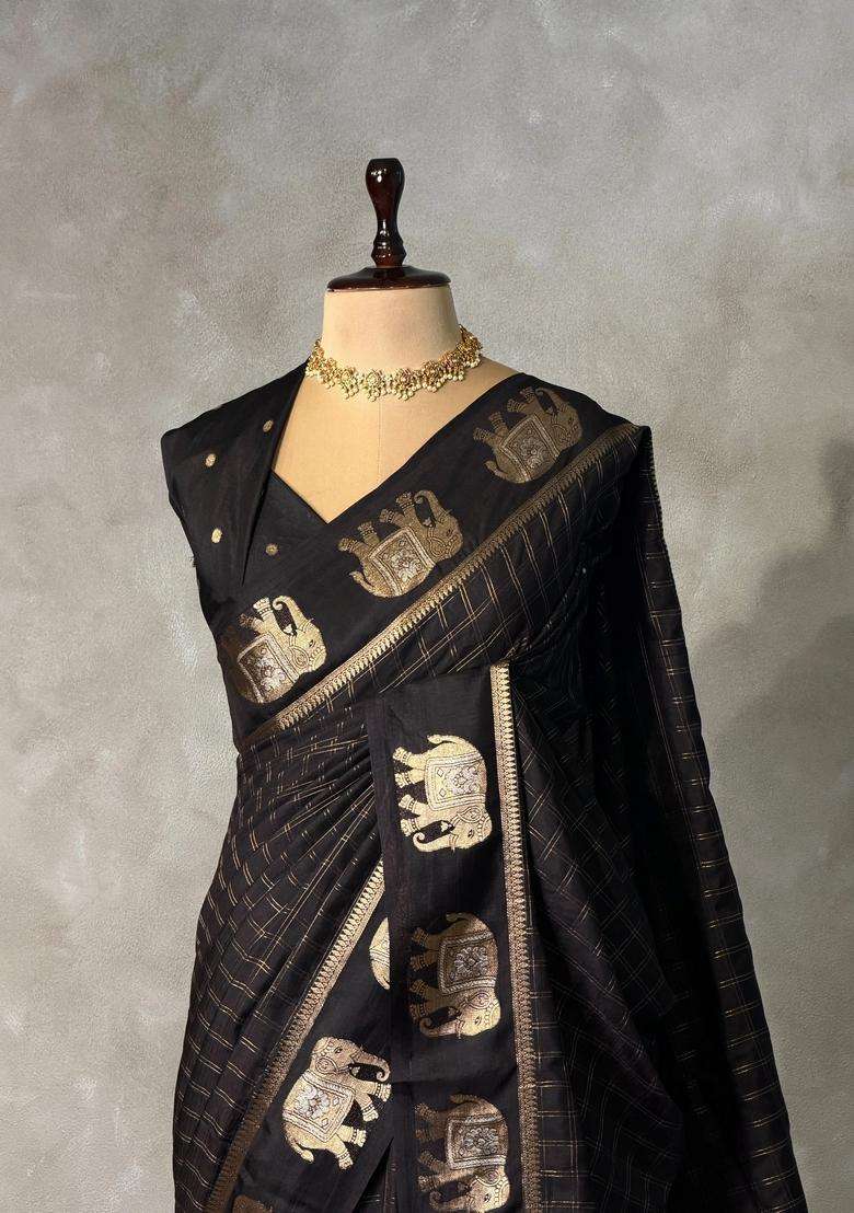 Black Soft Silk Saree With Traditional Woven Design For Women - Indya