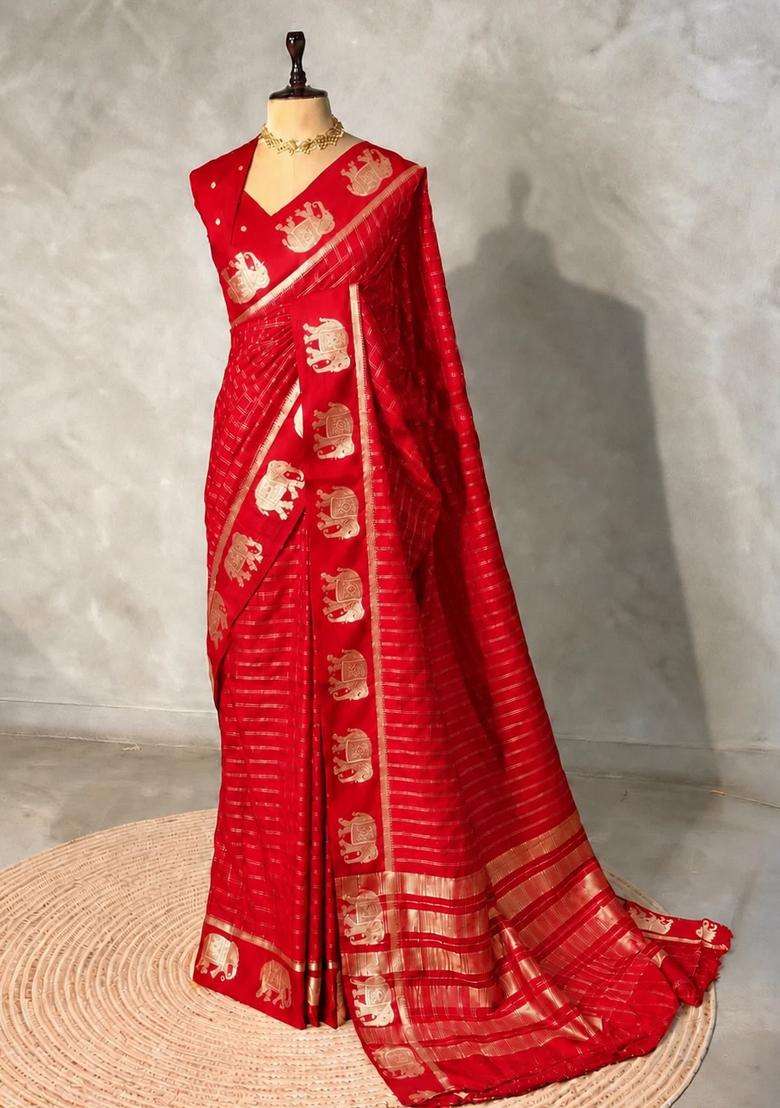 Red Soft Silk Saree With Traditional Woven Design For Women - Indya