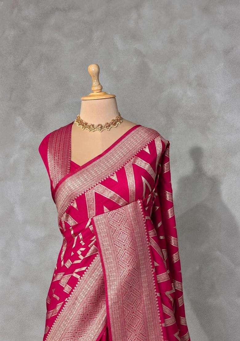 Dark Pink Banarasi Georgette Saree With Traditional Woven Design For Women - Indya