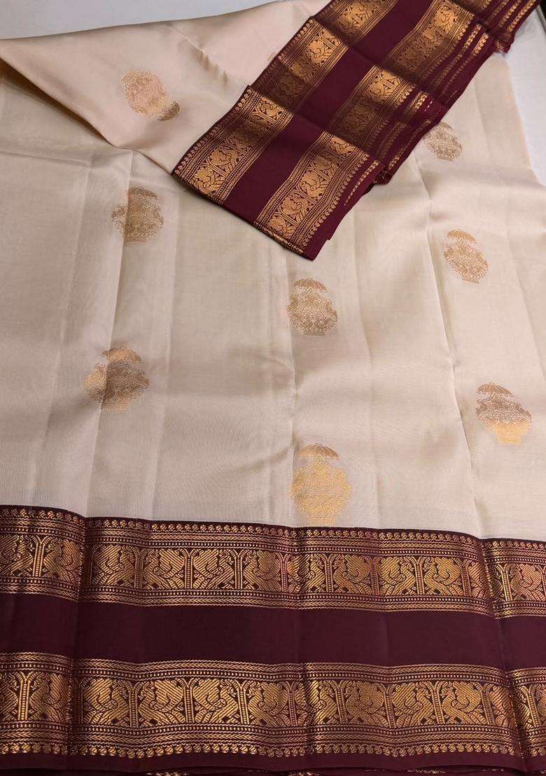 Sandal And Maroon Pure Vintage Kanchipuram Silk Saree With Traditional Woven Design For Women - Indya