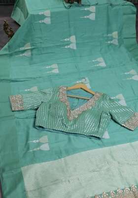 Munga Tussar Silk Saree Pastel Green With Silver Gold Floral Buttas And Gotapatti Work Pallu With Buttas And Brocade Design For Women