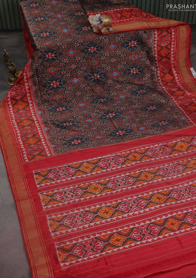 Pochampally Silk Saree Pastel Brown And Red With Allover Ikat Weaves And Long Ikat Woven Zari Border With Traditional Woven Design For Women - Indya