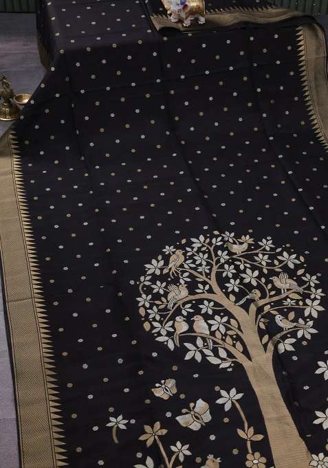 Munga Crepe Silk Saree Black And Pink With Silver Gold Zari Woven Buttas And Rich Zari Woven Pallu With Buttas And Brocade Design For Women