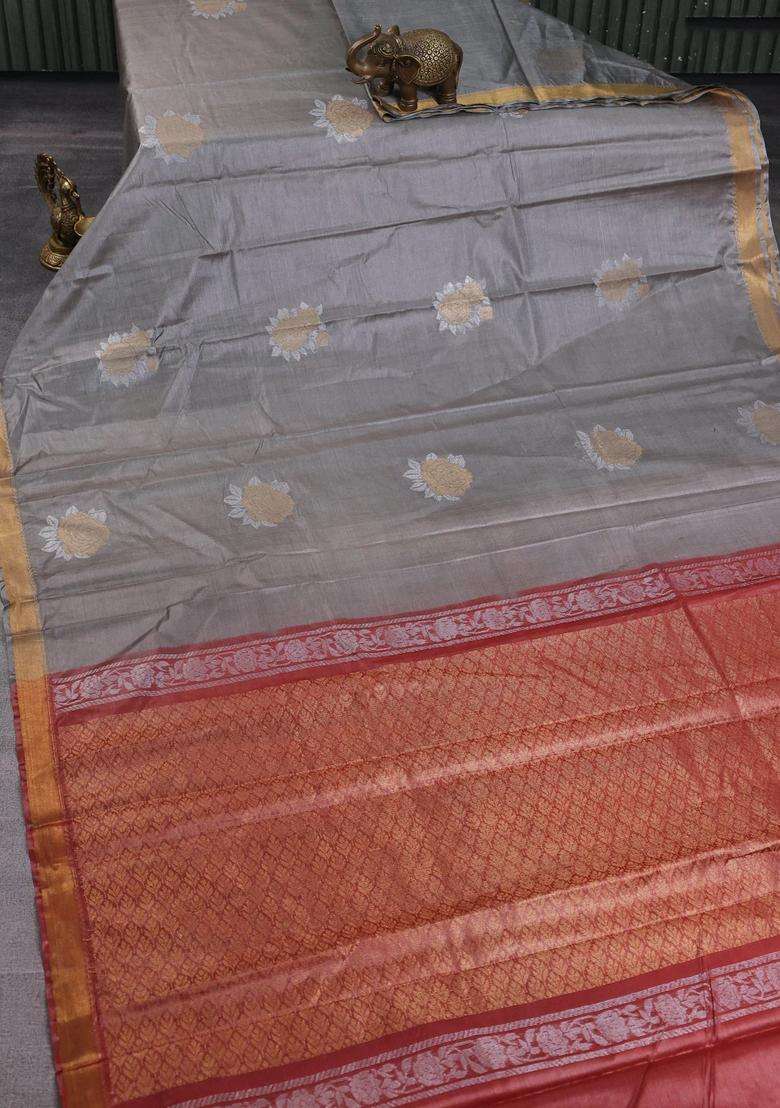 Banana Silk Saree Grey And Rust Shade With Silver Zari Woven Buttas And Zari Woven Border With Buttas And Brocade Design For Women - Indya