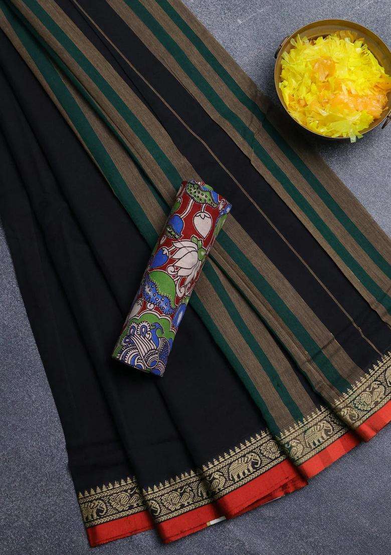 Narayanpet Cotton Saree Black And Deep Maroon With Plain Body And Temple Design Thread Woven Border With Korvai And Temple Border Design For Women - Indya