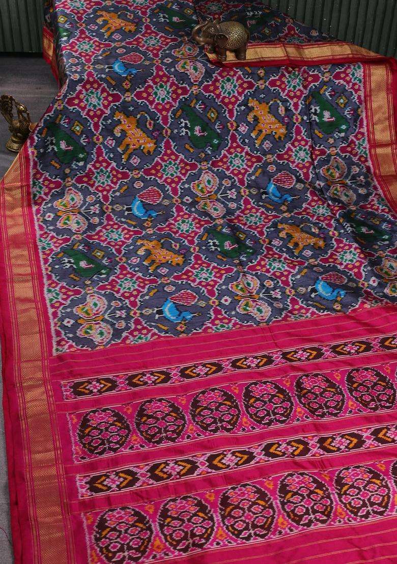 Pochampally Silk Saree Dark Grey And Dark Pink With Allover Ikat Weaves And Zari Woven Border With Traditional Woven Design For Women - Indya