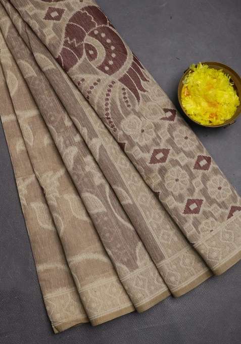 Jamdhani Cotton Saree Beige And Coffee Brown With Allover Thread Weaves And Jamdhani Pallu With Traditional Woven Design For Women