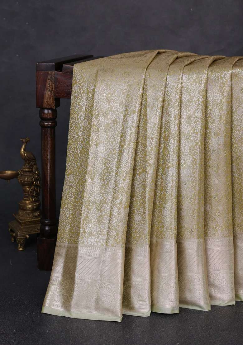 Bangalori Tissue Silk Saree Mehendi Green With Allover Zari Woven Brocade Weaves And Long Zari Woven Border With Buttas And Brocade Design For Women - Indya