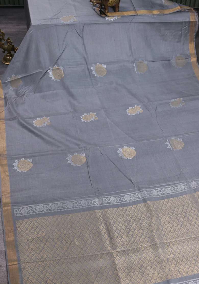 Banana Silk Saree Grey With Silver Zari Woven Buttas And Zari Woven Border With Buttas And Brocade Design For Women - Indya