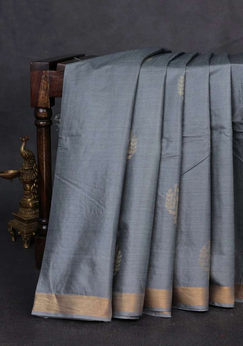 Banana Silk Saree Grey With Thread Zari Woven Buttas And Zari Woven Border With Buttas And Brocade Design For Women - Indya