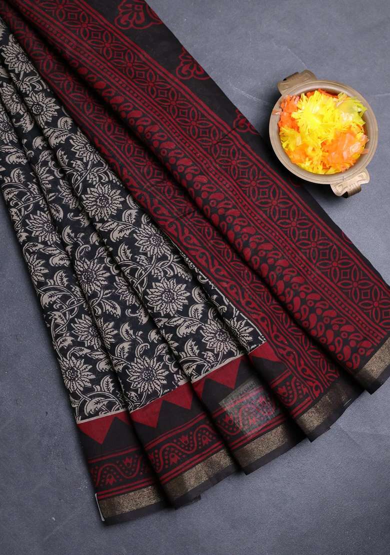 Muslin Cotton Saree Black With Allover Kalamkari Prints And Zari Woven Border With Printed Design For Women - Indya