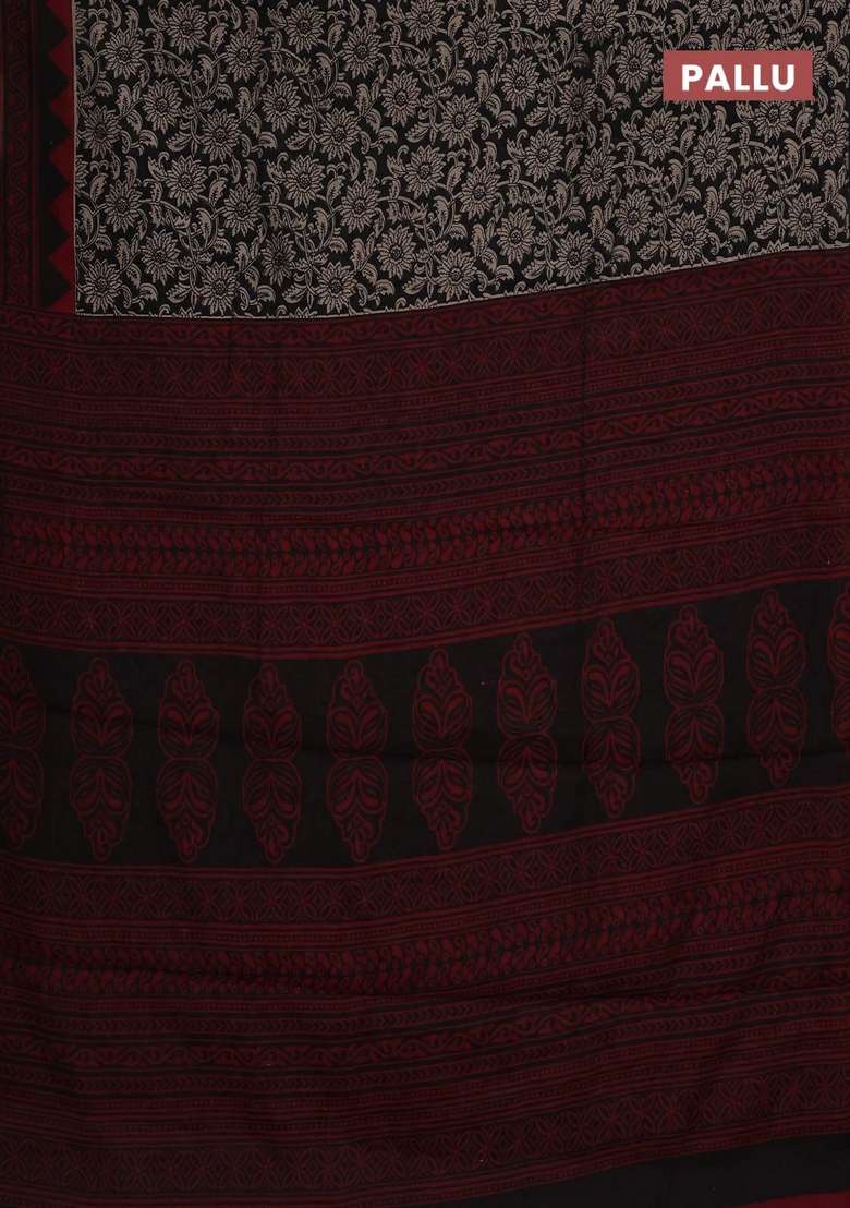 Muslin Cotton Saree Black With Allover Kalamkari Prints And Zari Woven Border With Printed Design For Women - Indya