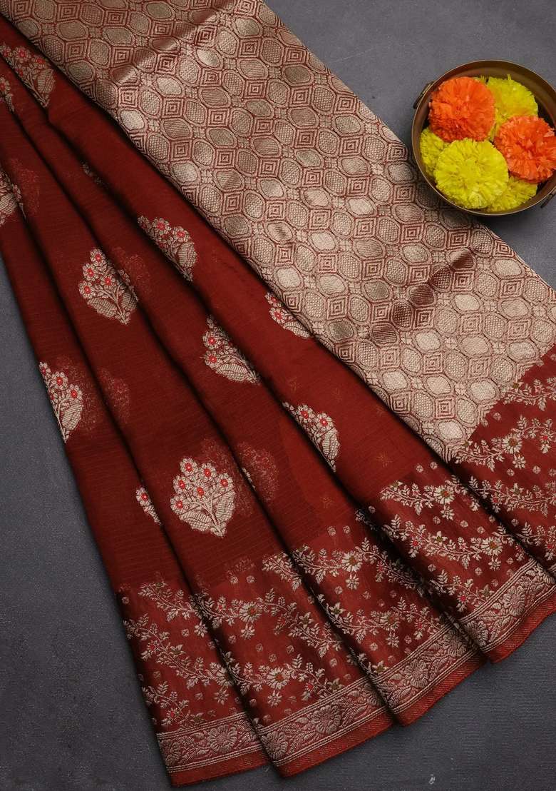Silk Kota Cotton Saree Rust Shade With Allover Thread Zari Woven Floral Buttas And Zari Woven Border With Buttas And Brocade Design For Women - Indya