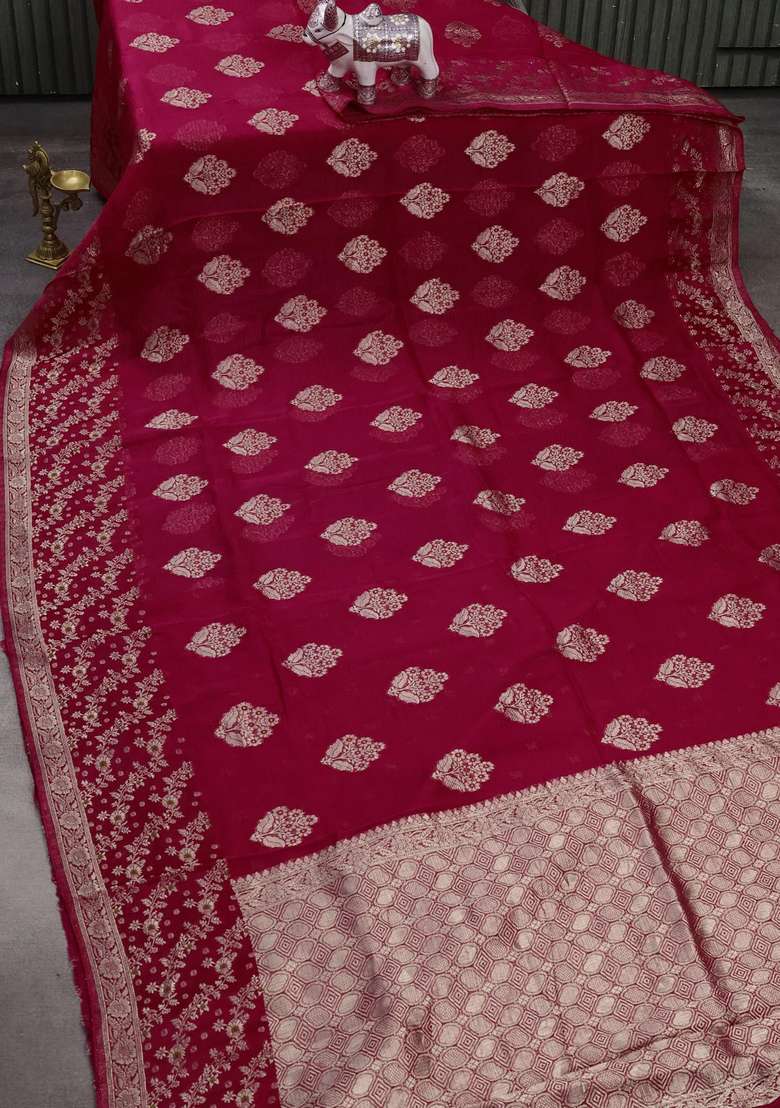 Silk Kota Cotton Saree Pink With Allover Thread Zari Woven Floral Buttas And Zari Woven Border With Buttas And Brocade Design For Women - Indya
