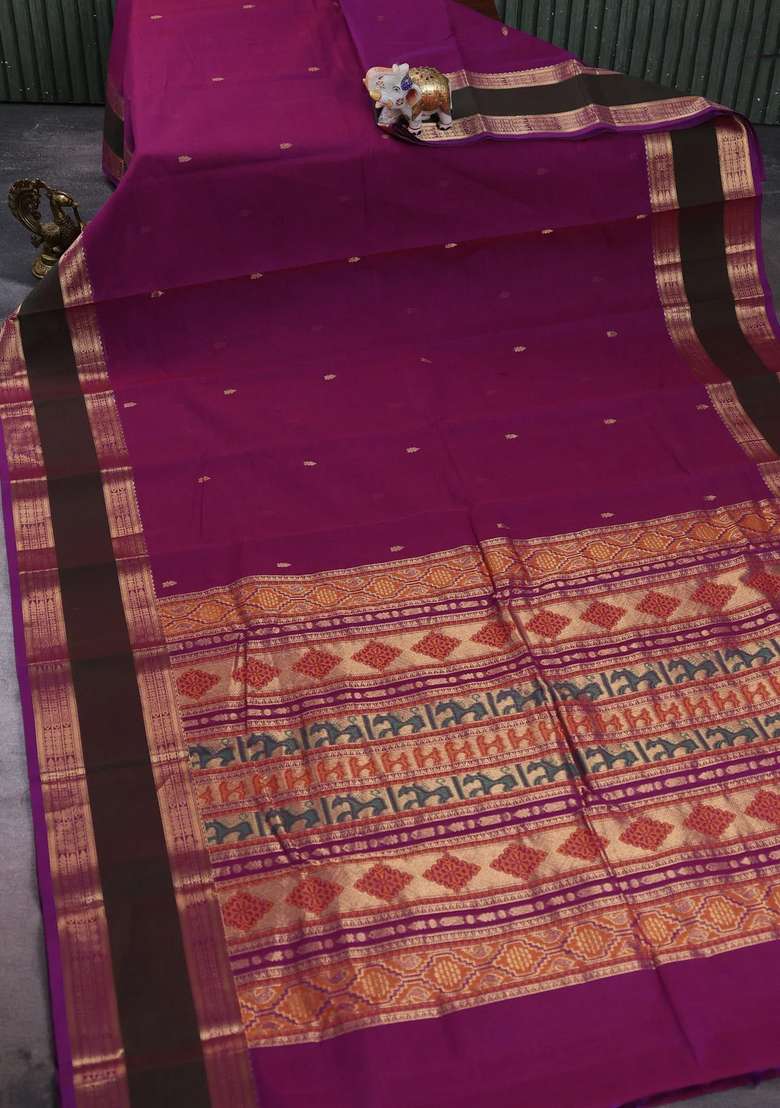 Kanchi Cotton Saree Purple And Mathulir Green With Zari Woven Buttas And Long Rettapet Zari Woven Border With Buttas And Brocade Design For Women - Indya