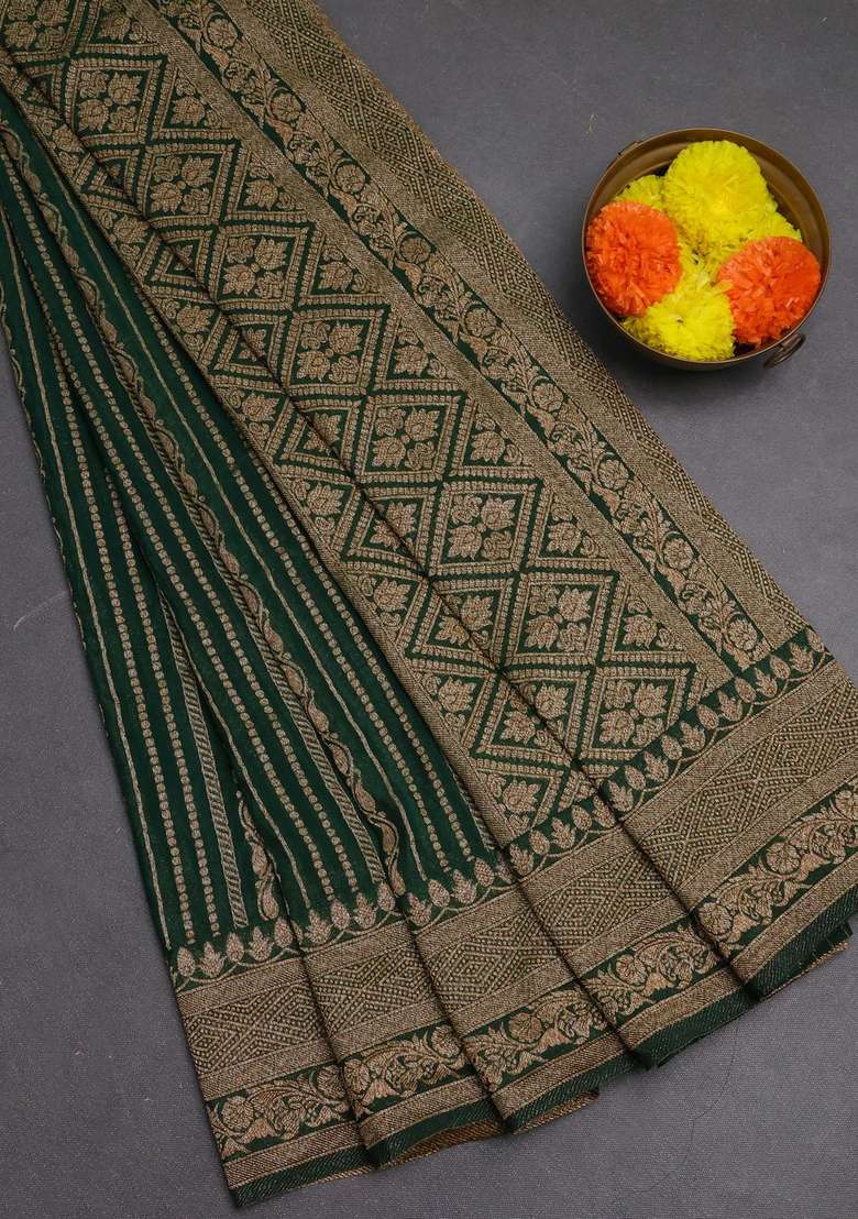 Banarasi Semi Crepe Saree Green With Allover Thread Zari Weaves And Woven Border With Traditional Woven Design For Women - Indya