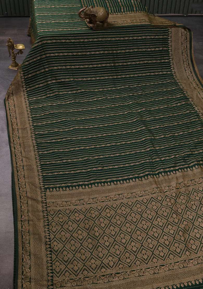 Banarasi Semi Crepe Saree Green With Allover Thread Zari Weaves And Woven Border With Traditional Woven Design For Women - Indya