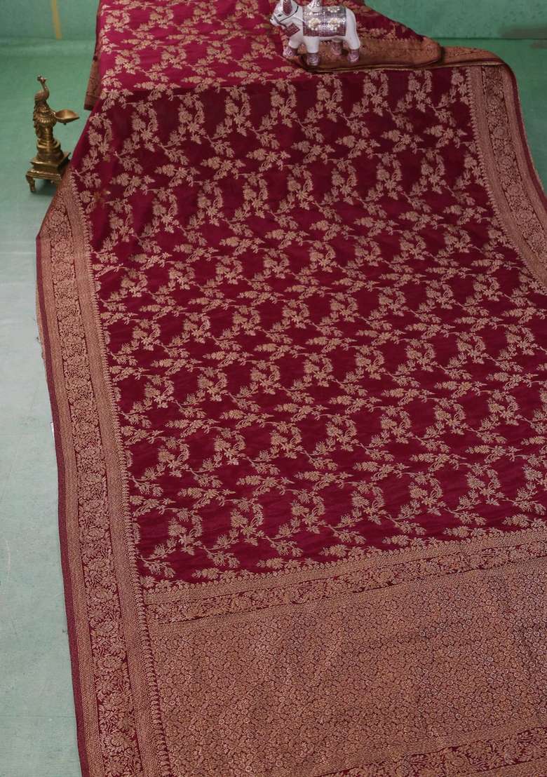 Banarasi Semi Crepe Saree Maroon With Allover Thread Zari Weaves And Woven Border With Traditional Woven Design For Women - Indya