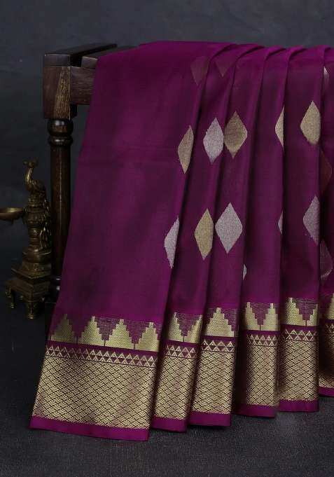 Magenta Pink Venkatagiri Silk Jamdani Buttas Saree With Buttas And Brocade Design For Women