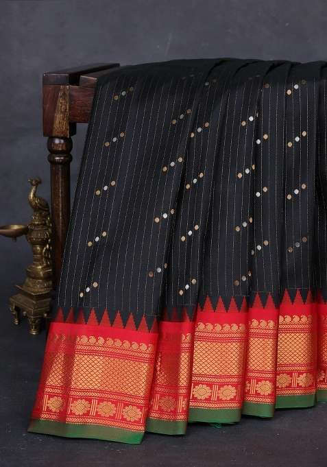 Black Red Gadwal Silk Saree With Traditional Woven Design For Women