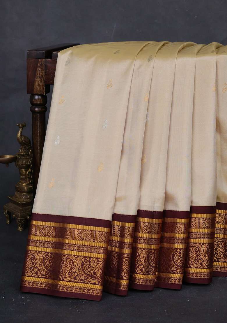 Beige Maroon Gadwal Silk Buttas Saree With Buttas And Brocade Design For Women - Indya