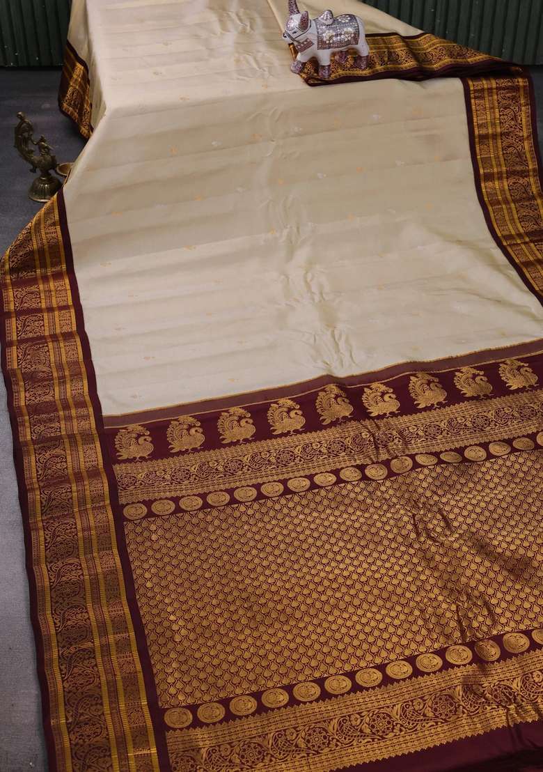 Beige Maroon Gadwal Silk Buttas Saree With Buttas And Brocade Design For Women - Indya