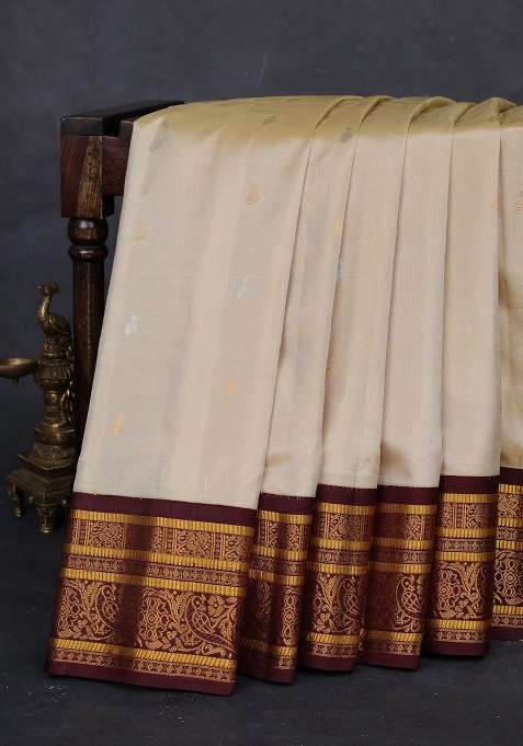 Beige Maroon Gadwal Silk Buttas Saree With Buttas And Brocade Design For Women