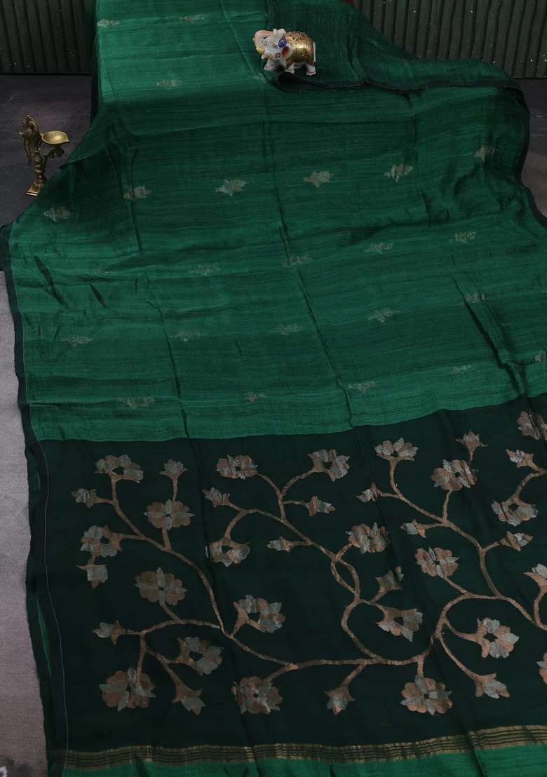 Green Matka Tussar Silk Buttas Saree With Buttas And Brocade Design For Women - Indya