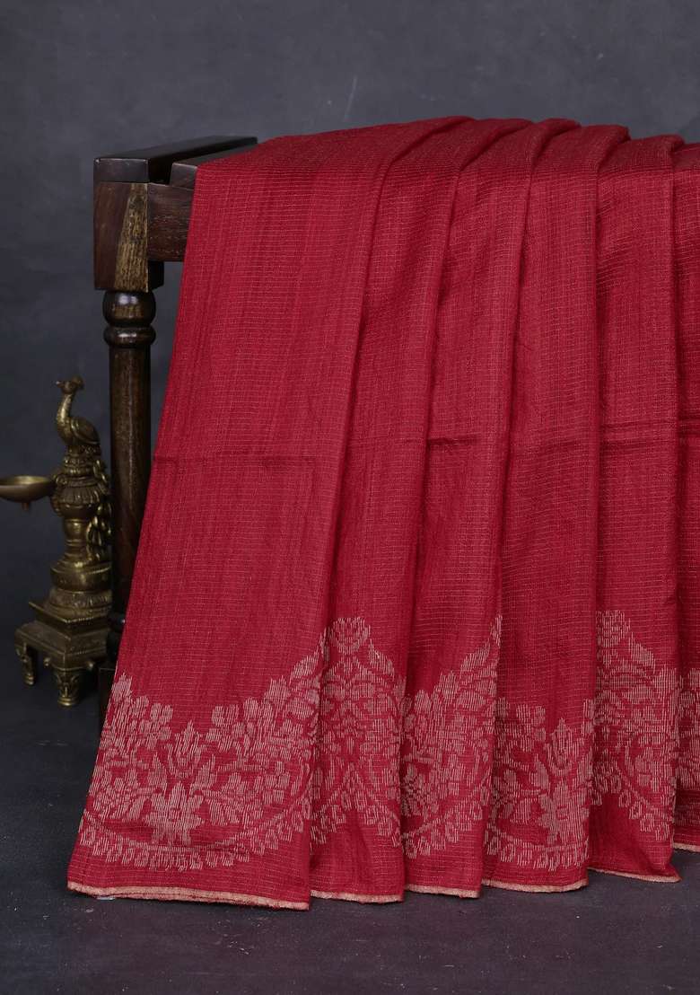 Red Matka Tussar Silk Vairaosi Saree With Traditional Woven Design For Women - Indya
