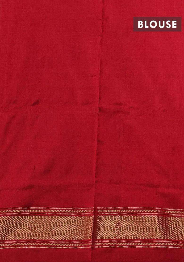 Grey Maroon Pochampally Silk Saree With Traditional Woven Design For Women - Indya