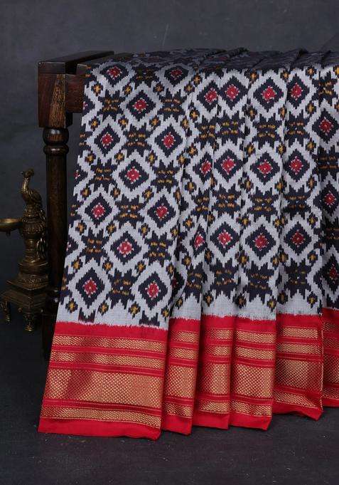 Grey Red Pochampally Silk Saree With Traditional Woven Design For Women