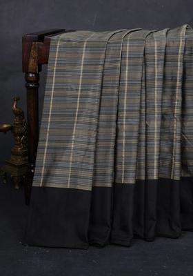 Grey Black Pochampally Silk Saree With Traditional Woven Design For Women