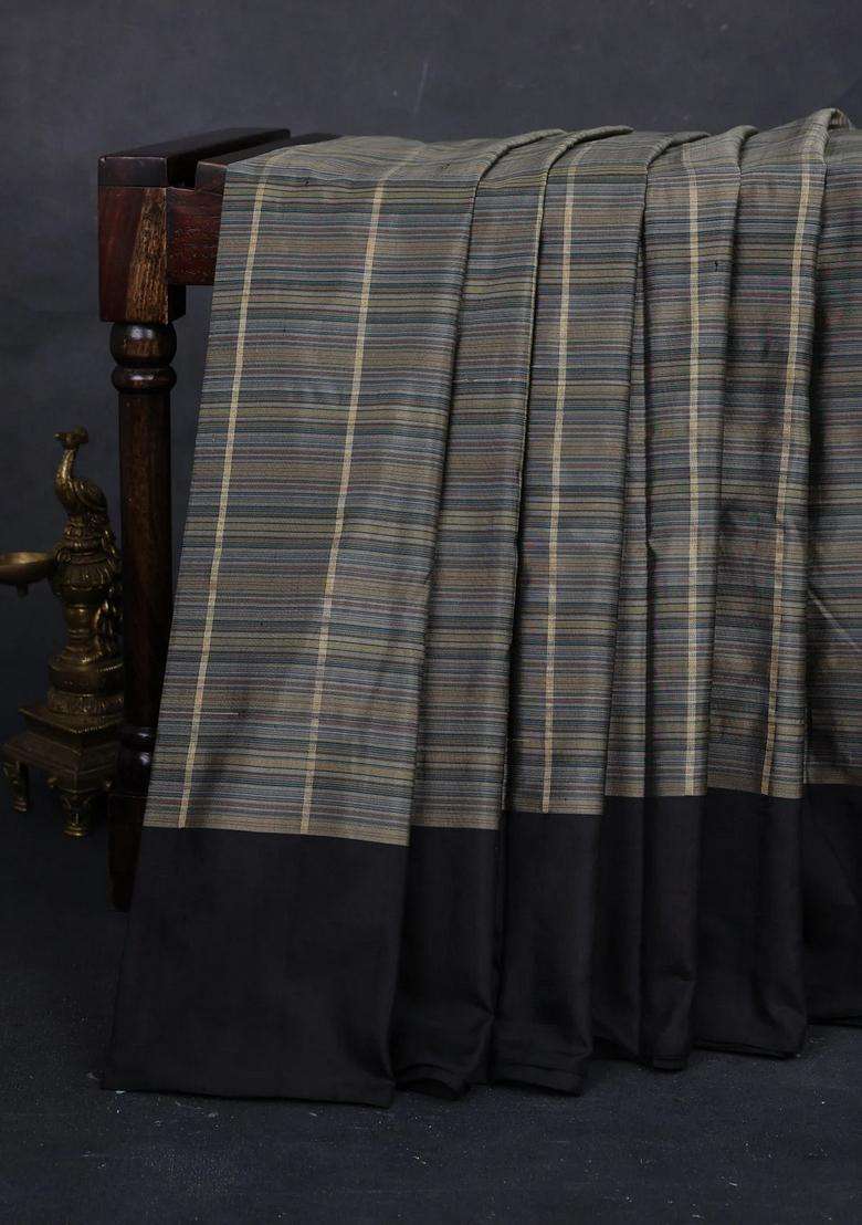 Grey Black Pochampally Silk Saree With Traditional Woven Design For Women - Indya