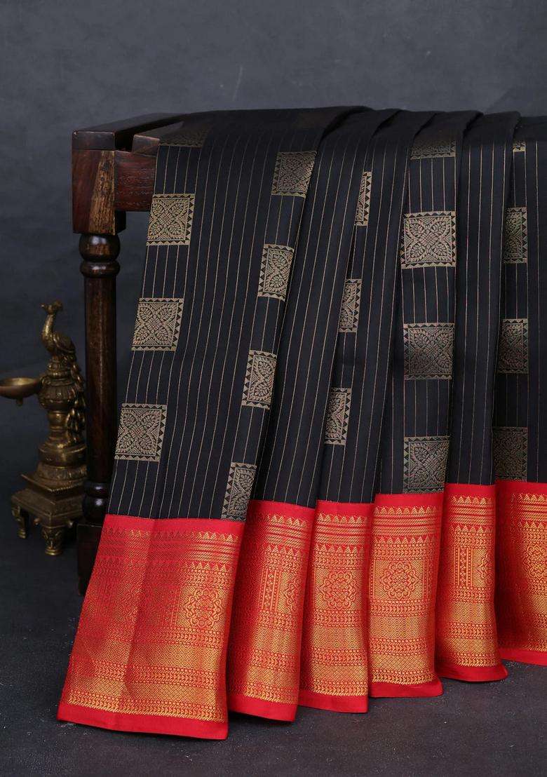 Black Red Kanchipuram Silk Weaves Saree With Traditional Woven Design For Women - Indya