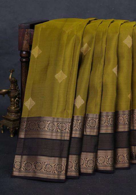 Mehendi Green Jamun Kanchipuram Silk Buttas Saree With Buttas And Brocade Design For Women