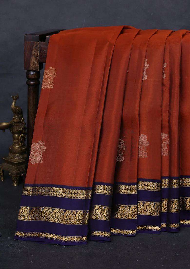 Rust Navy Blue Kanchipuram Silk Buttas Saree With Buttas And Brocade Design For Women - Indya