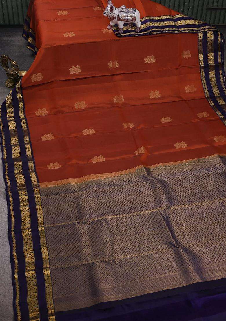 Rust Navy Blue Kanchipuram Silk Buttas Saree With Buttas And Brocade Design For Women - Indya