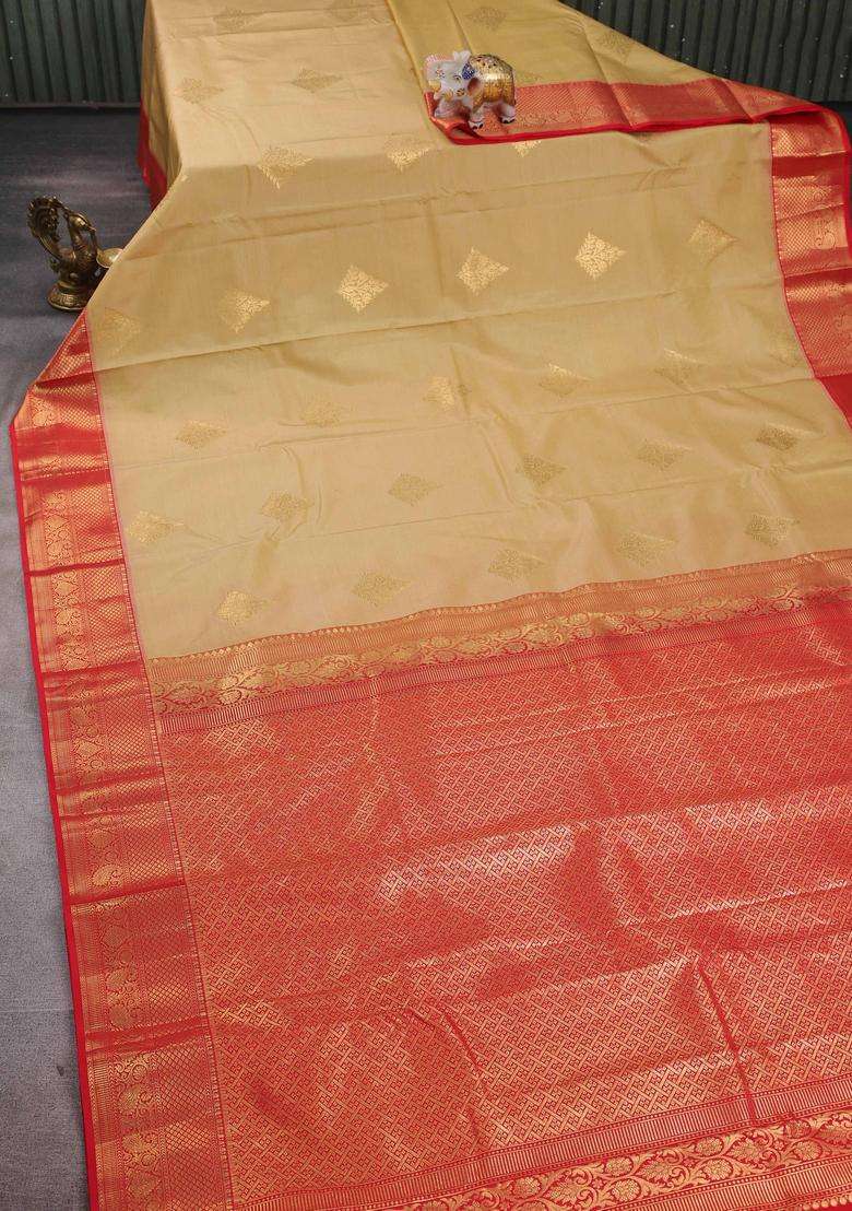Beige Red Bangalori Silk Buttas Saree With Buttas And Brocade Design For Women - Indya