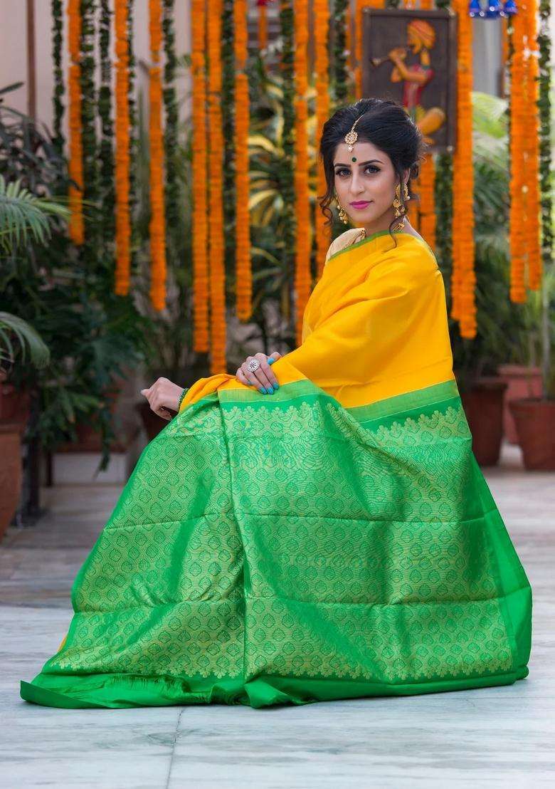 Bumblebee Yellow With Green Pallu Pure Soft Silk Saree With Traditional Woven Design For Women - Indya