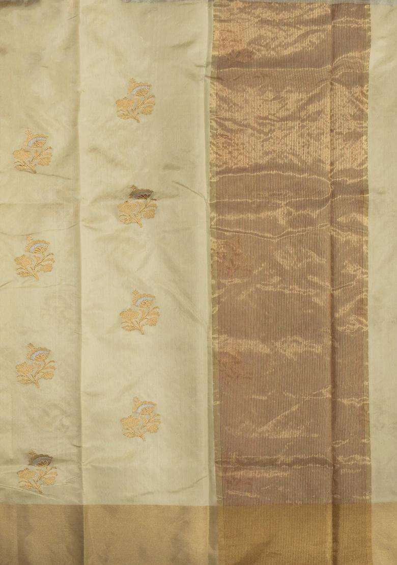 Beige Pure Chandheri Silk Cotton Saree With Golden Silver Zari With Traditional Woven Design For Women - Indya