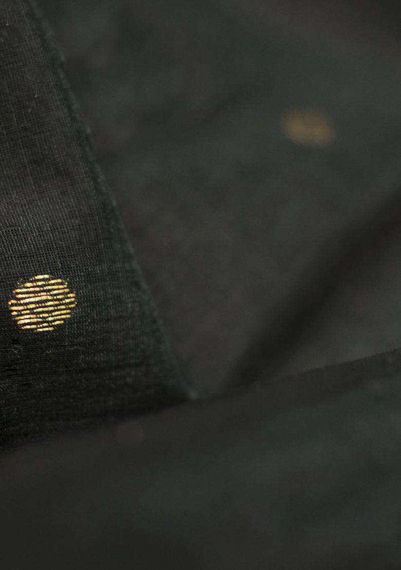 Small Booty Black Chandheri Silk Cotton Saree With Golden Zari Work With Traditional Woven Design For Women - Indya