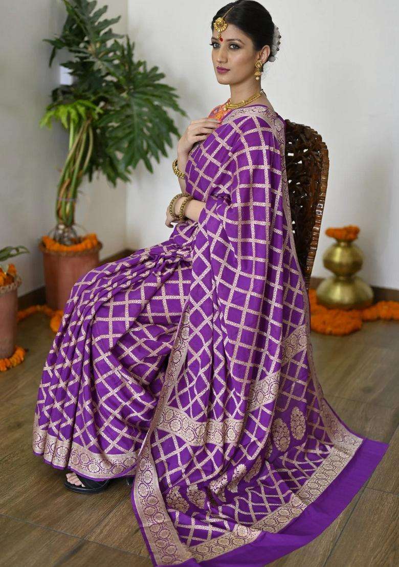 Purple Pure Banarasi Georgette Handloom Saree With Rich Zari With Traditional Woven Design For Women - Indya