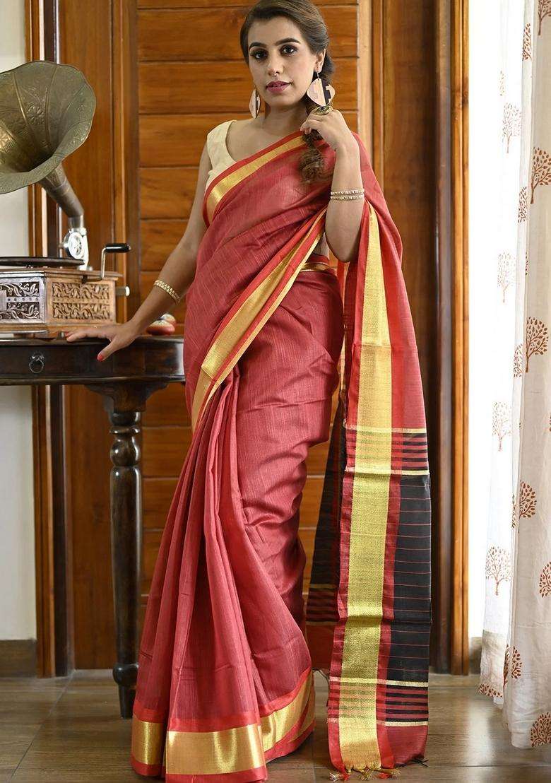 Red Color Silk Cotton Solid Mangalagiri Handloom Saree With Zari Border With Traditional Woven Design For Women - Indya