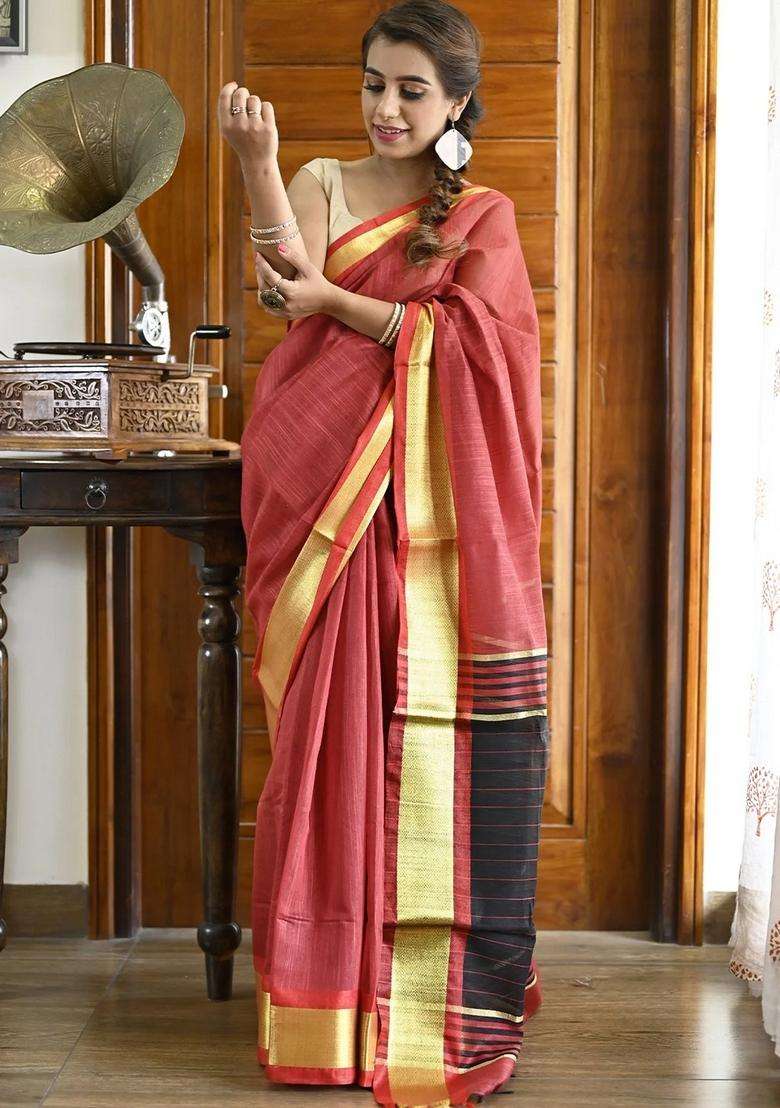 Red Color Silk Cotton Solid Mangalagiri Handloom Saree With Zari Border With Traditional Woven Design For Women - Indya