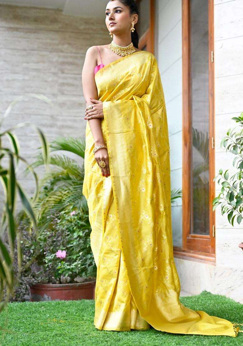Corn Yellow Color Soft Silk Banarasi Silk Saree With Richness Of Zari With Traditional Woven Design For Women - Indya